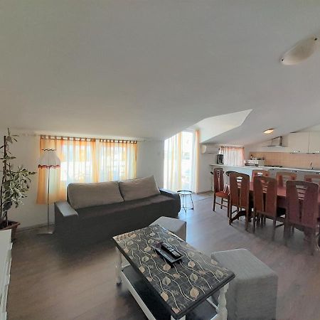 Apartments Nada Krk Island Exterior photo