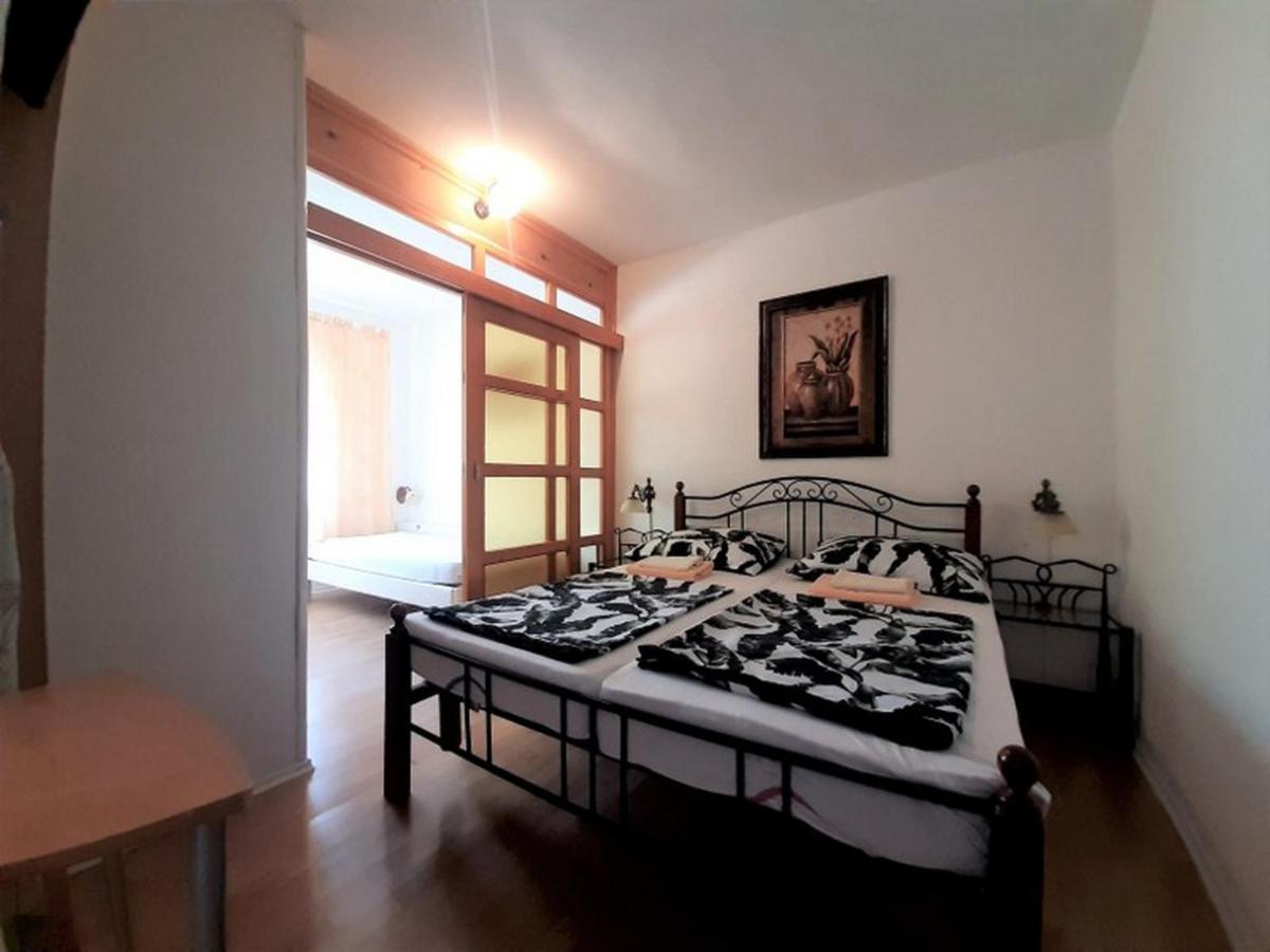 Apartments Nada Krk Island Exterior photo